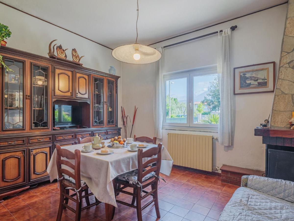 Apartment Emiliano By Interhome マリーナ・ディ・マッサ エクステリア 写真