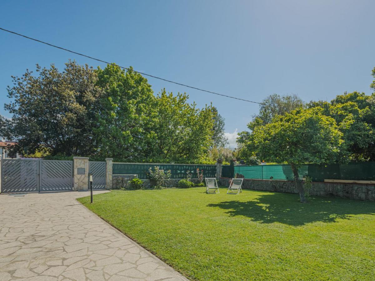 Apartment Emiliano By Interhome マリーナ・ディ・マッサ エクステリア 写真