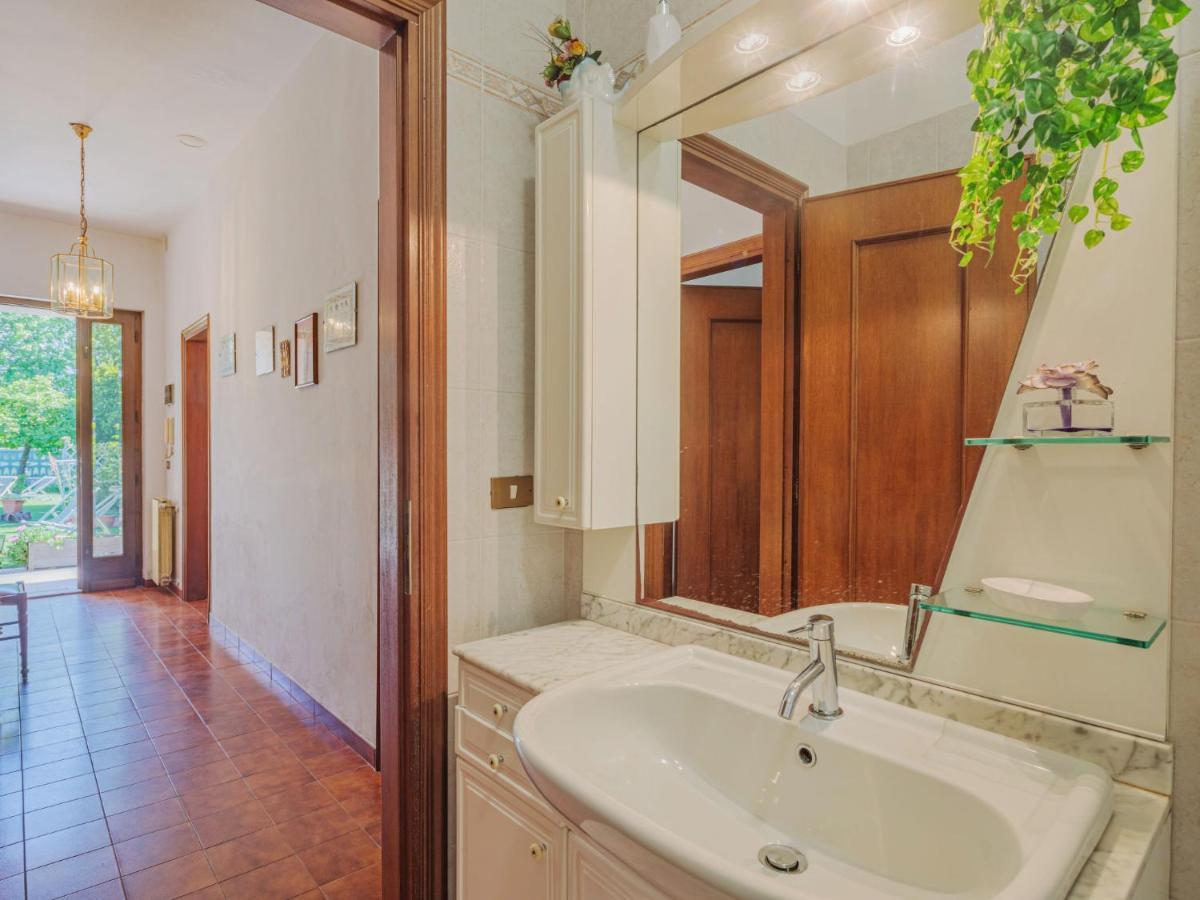 Apartment Emiliano By Interhome マリーナ・ディ・マッサ エクステリア 写真